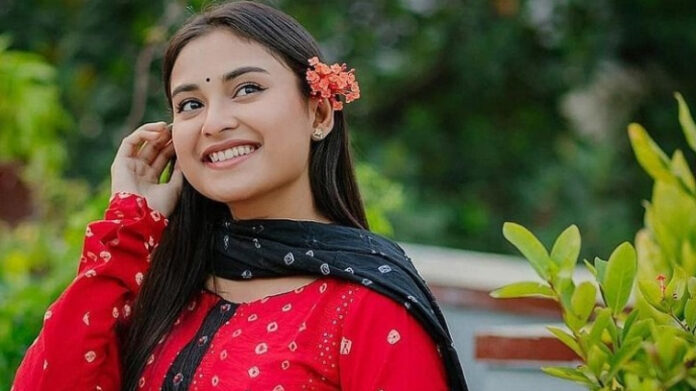 শুটিংসেটে আহত হয়ে হাসপাতালে তটিনী