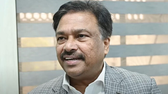 বিসিবি থেকে অপসারণের বৈধতা চ্যালেঞ্জ করে ফারুক আহমেদের রিট