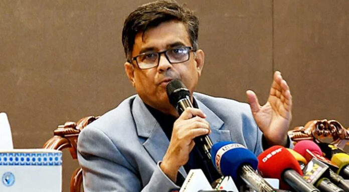 রাজনীতি নয়, সাংবাদিকতা ও লেখালেখিতে ফিরতে চাই : প্রেস সচিব