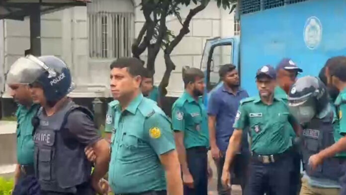 আবু সাঈদ হত্যা ও ৬ মরদেহ পোড়ানোর মামলা: ১২ আসামি ট্রাইব্যুনালে
