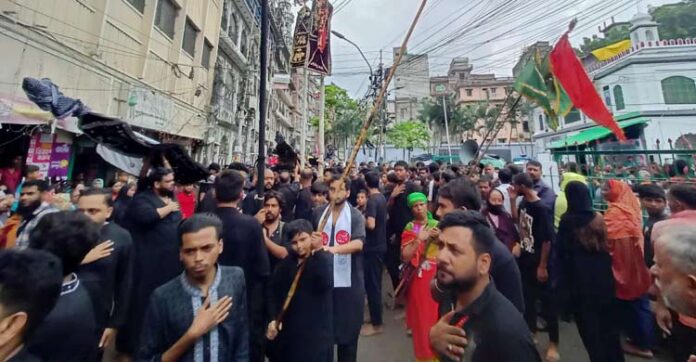 হোসেনি দালান থেকে শুরু তাজিয়া মিছিল