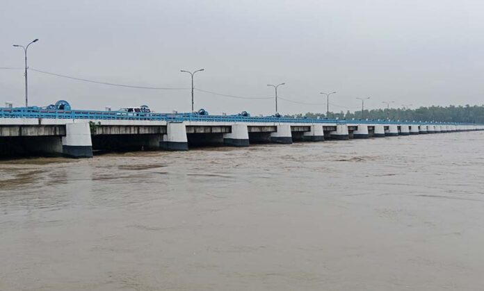 তিস্তার পানি বিপৎসীমার ৭ সেন্টিমিটার ওপরে
